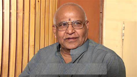 ఇలాంటి ఐఏఎస్ అధికారులు కూడా ఉంటారు !
