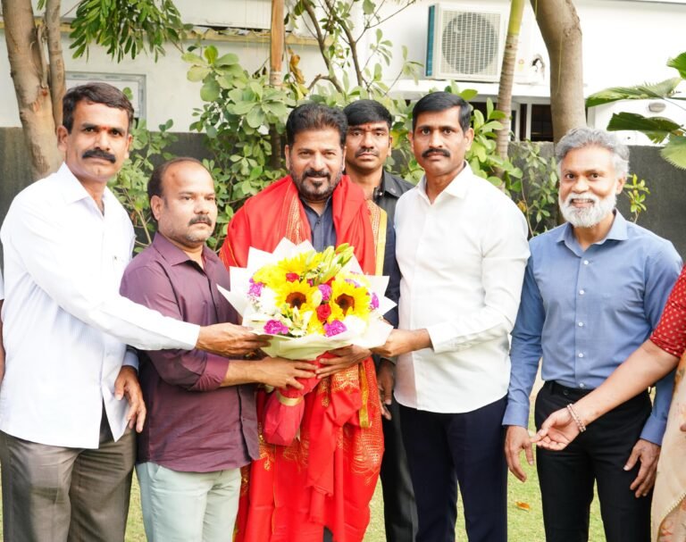 రెండు పథకాలు చరిత్రలో నిలుస్తాయి