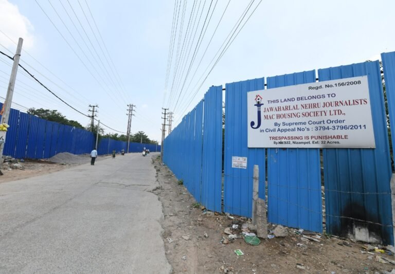 జర్నలిస్ట్ లు లబ్ధిదారులు కాదు – బాధితులు