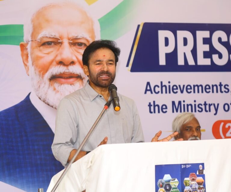 నాడు తెల్ల కాగితంపై రాసిస్తే అనుమతులు: కిషన్ రెడ్డి